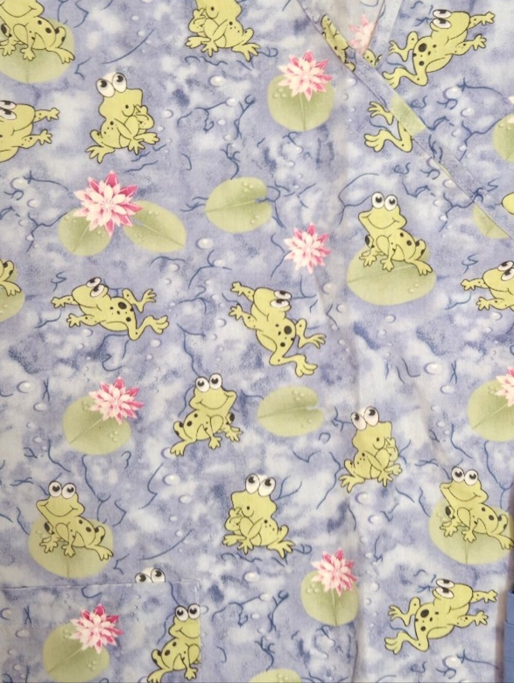 Frogs Scrub Set - Picture 2 of 2